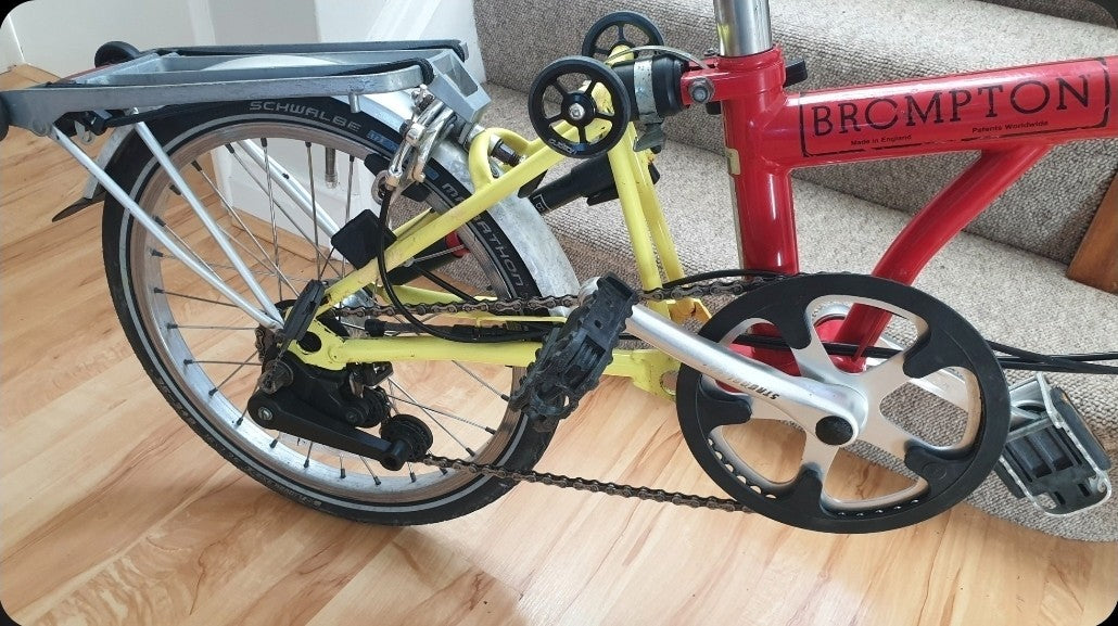 Brompton M6R 2003, Classic, Red & Yellow six-speed with rack