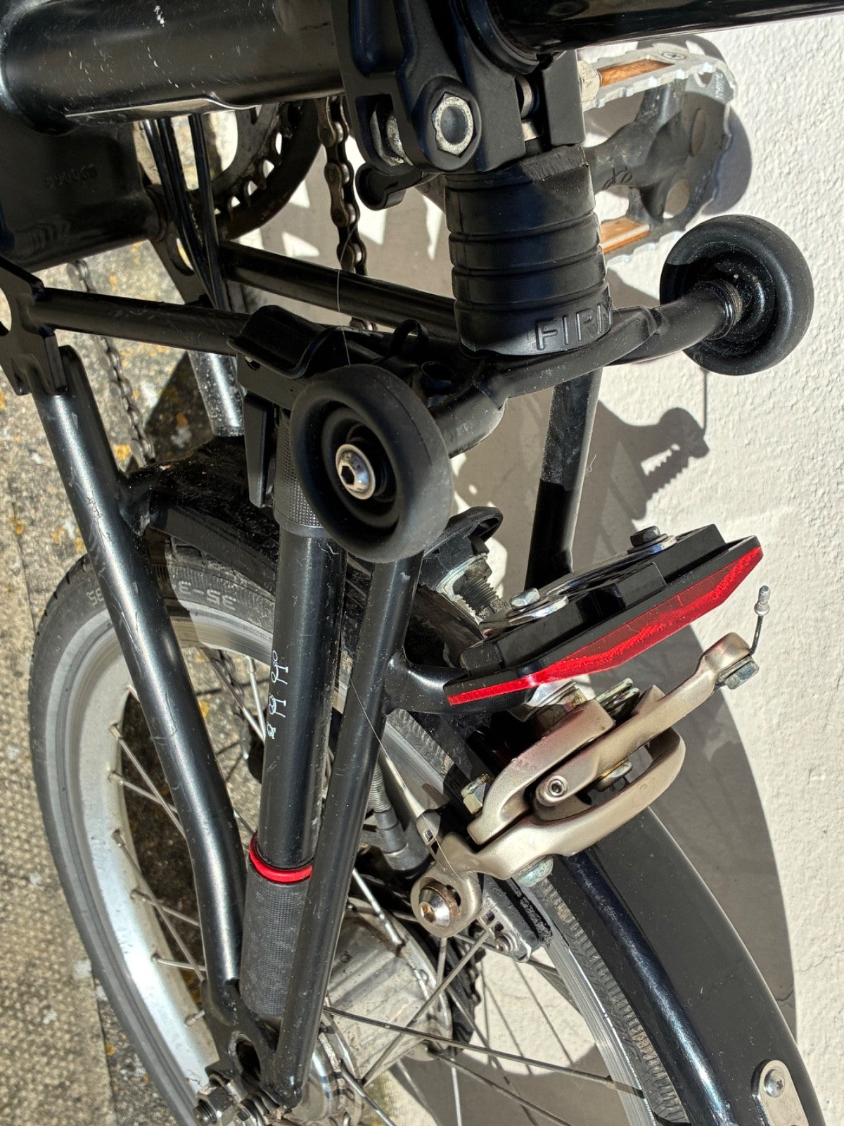 Brompton MCL Folding Bicycle  6 Speed - C Line extended seat post/ low mileage