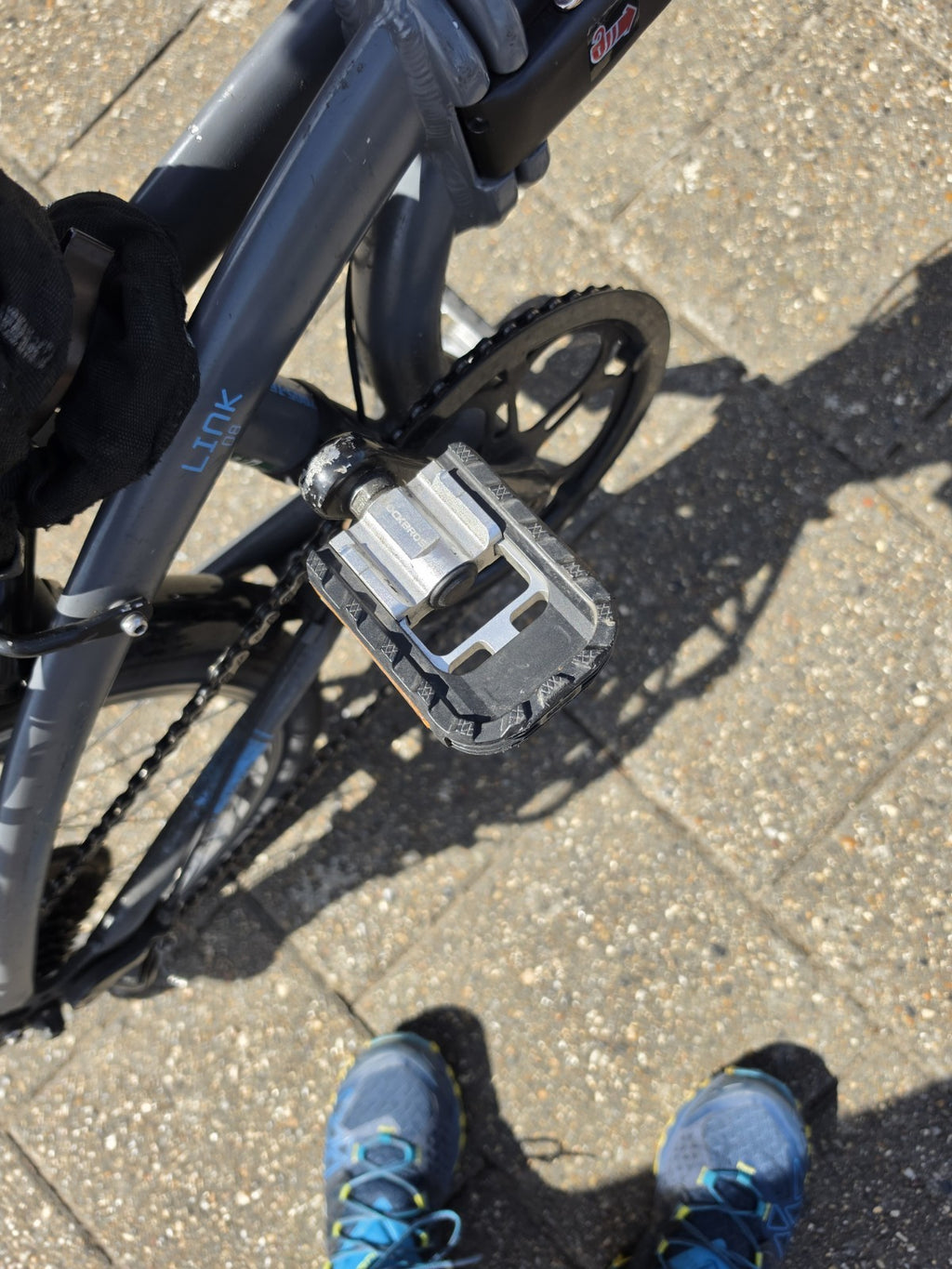 Tern Link D8 Folding Bicycle 8 Speed