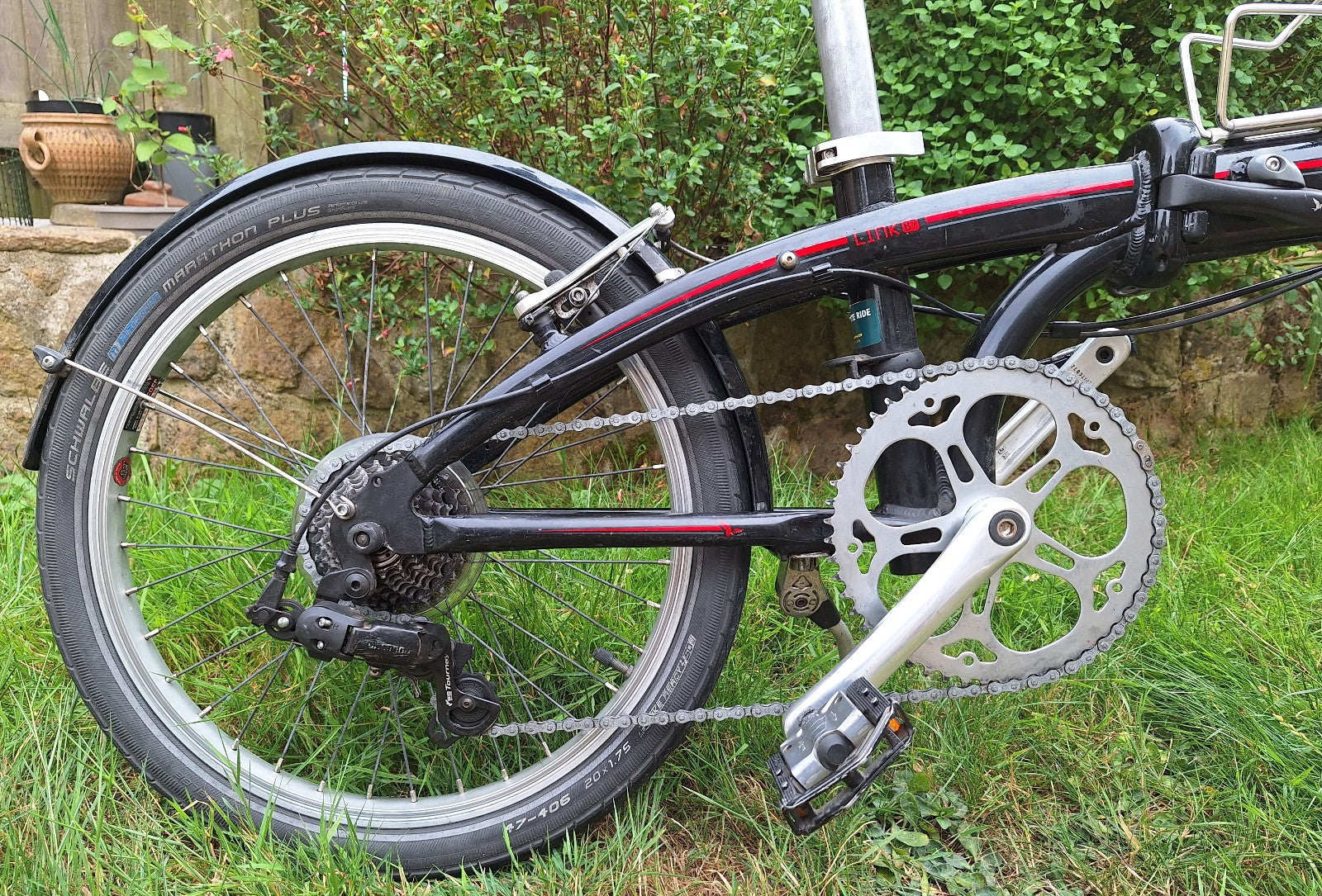 Tern Link B7 Folding Bicycle 20" 7 Speed Black Easy Carry