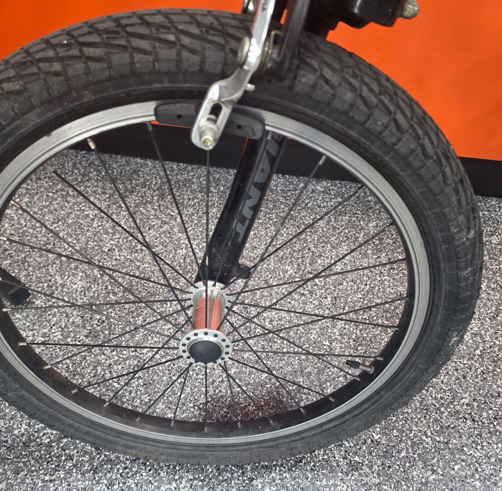 Giant Halfway Folding Bike 20'' Wheels, 7-Speed (collection only)
