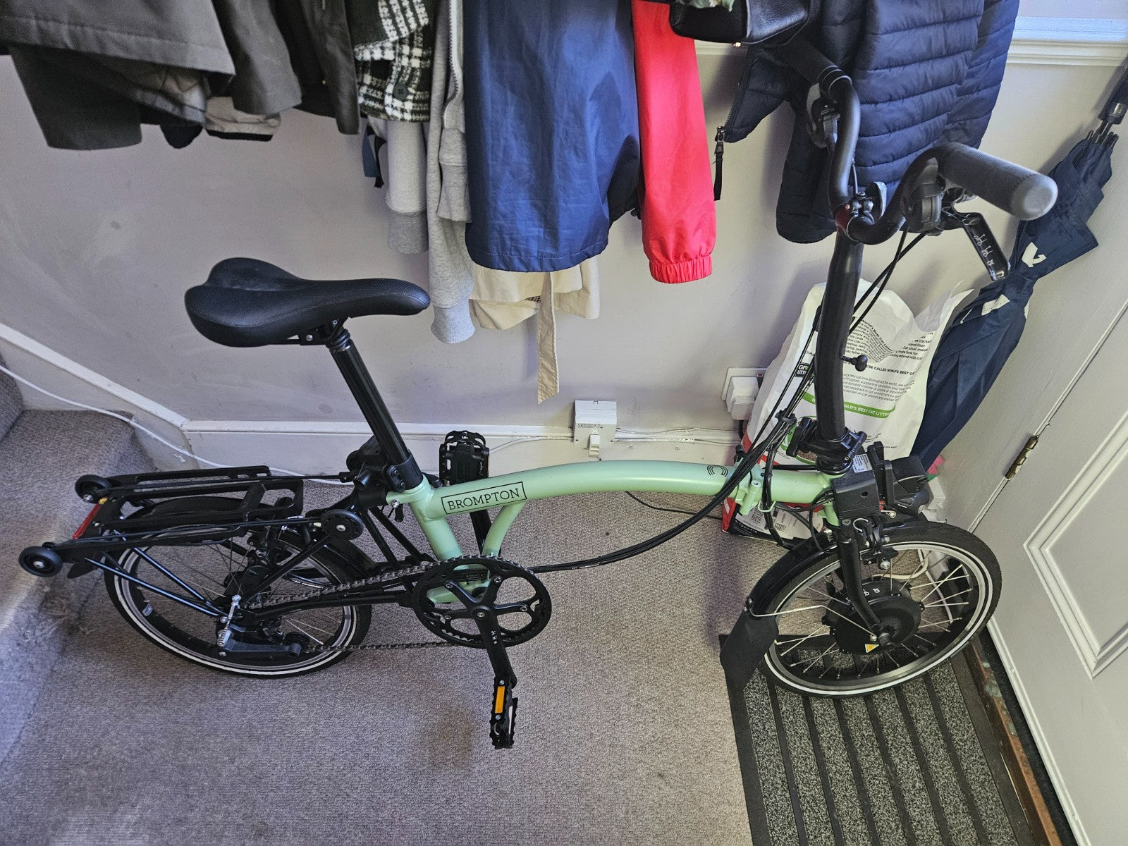 Brompton C Line Explore 2023 (Matcha Green) | 6 Speed | Great Condition