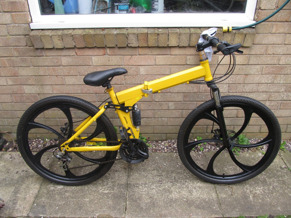 BIKE MOUNTAIN BI FOLD  DISC BRAKES 26" WHEELS UNISEX-GOOD CONDITION