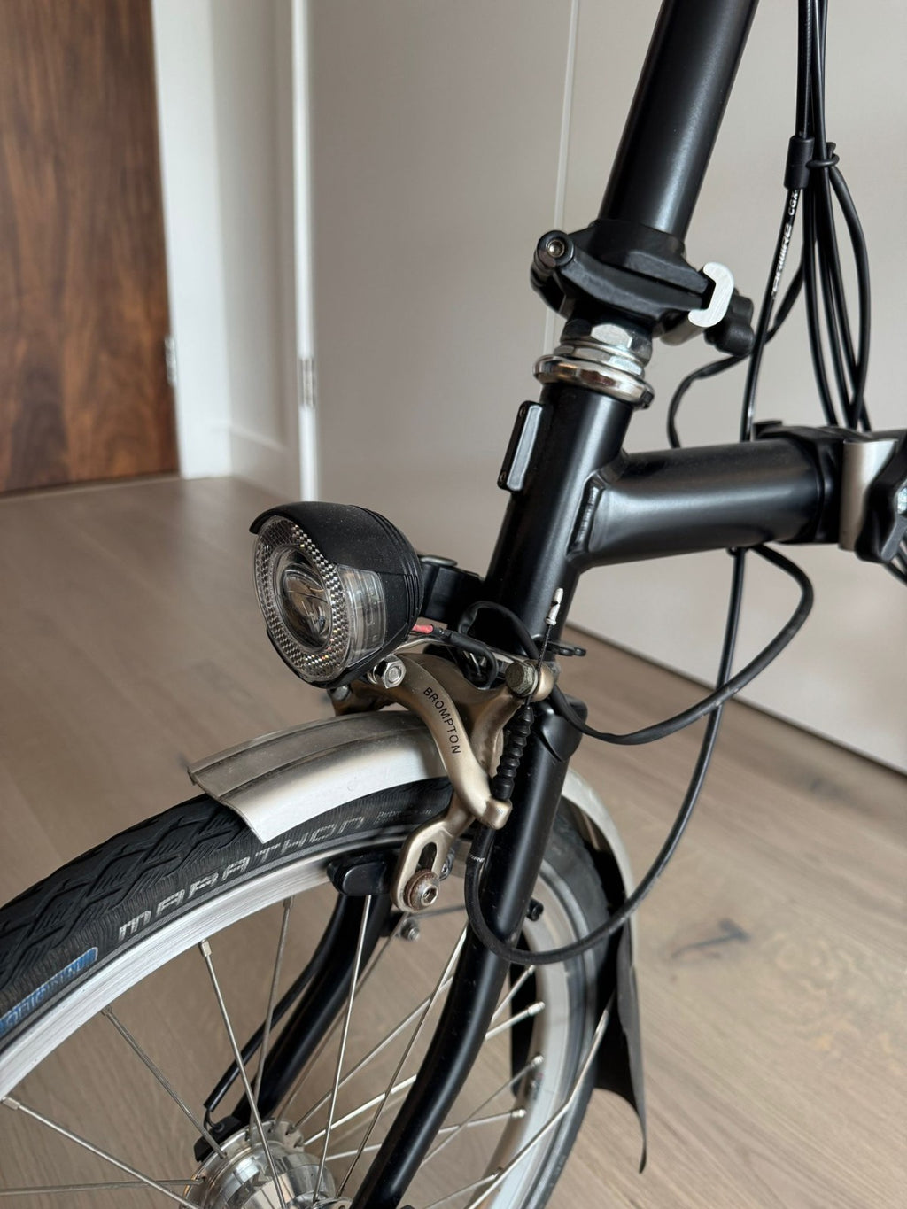 Brompton M6R Folding Bike with Luggage Rack 6 Speed Excellent Condition