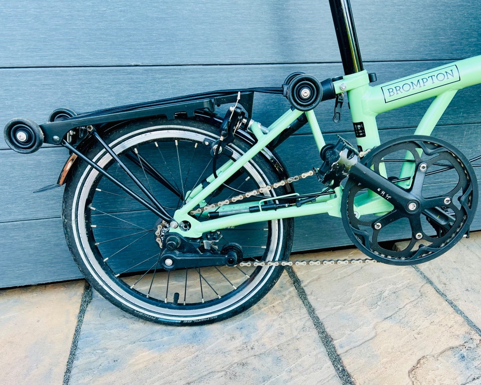 Brompton C Line 2 Speed Matcha Green Folding Bicycle 2025 + Messenger Metro Bag