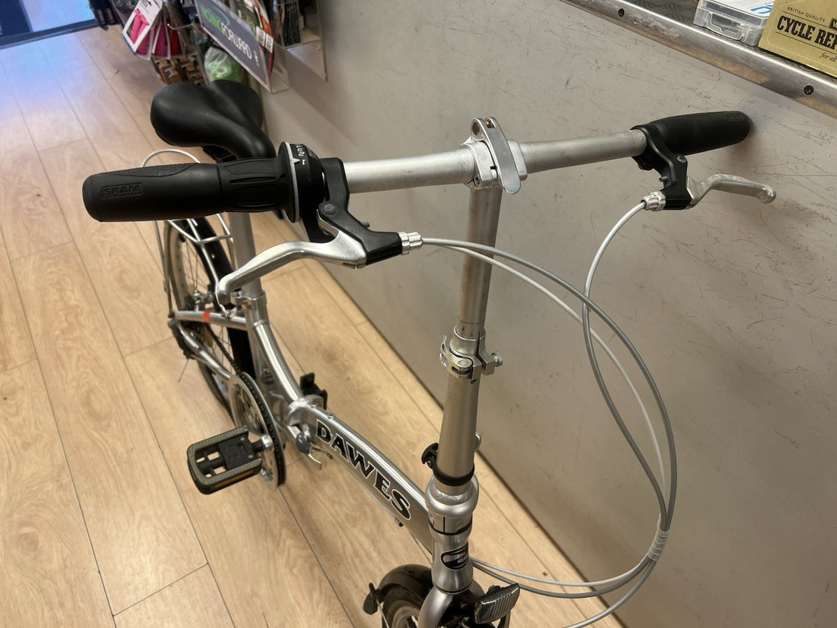 Used Dawes Kingpin Folding Lightweight Seatpost Pump Silver Traditional Bike
