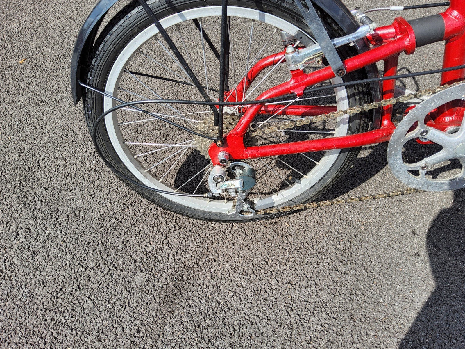 Kentex 20in Alloy Folding Bike Red, Rear Rack & Mudguards, 6 Derailleur Gears