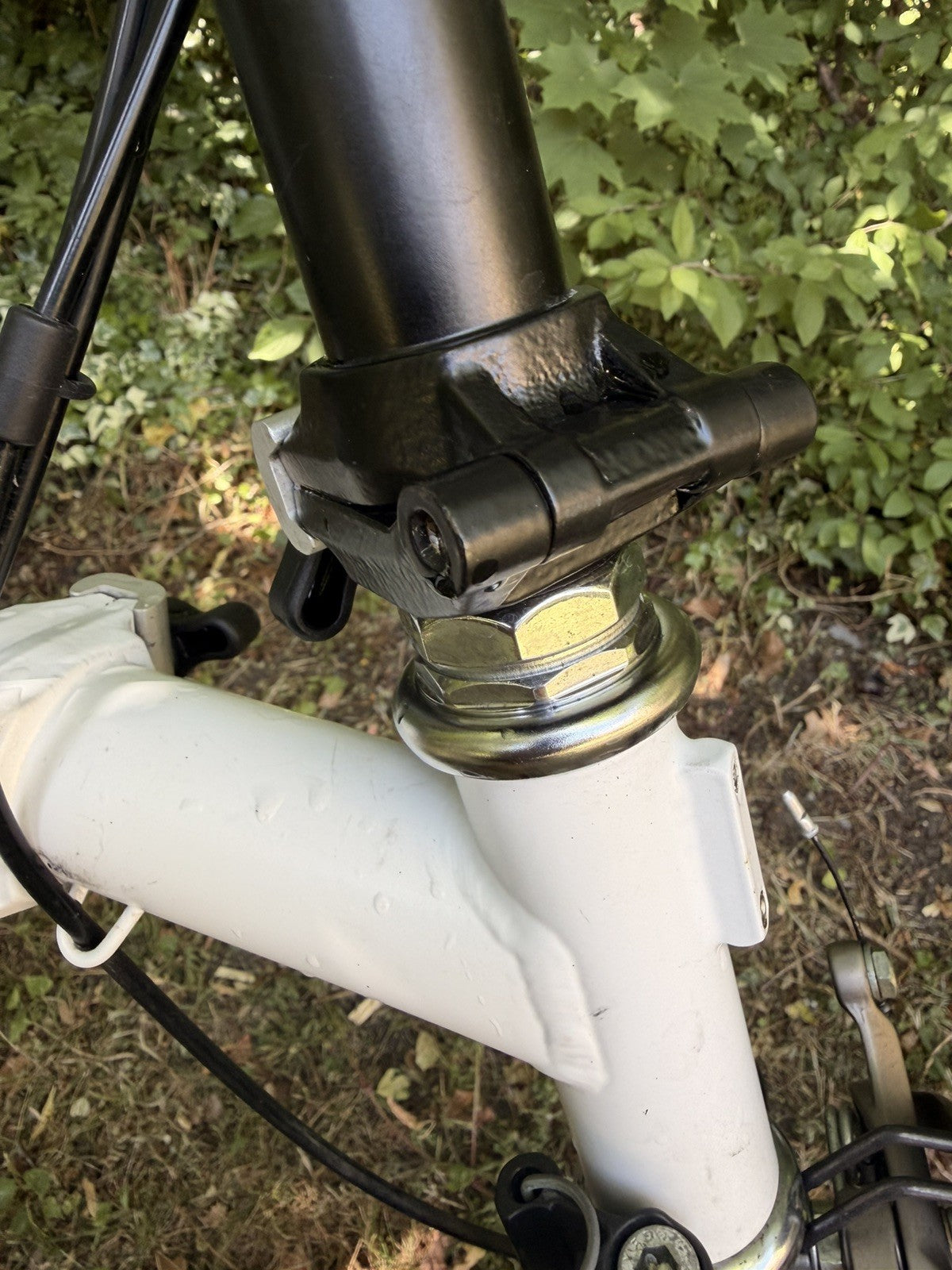 brompton folding bike 3 speed
