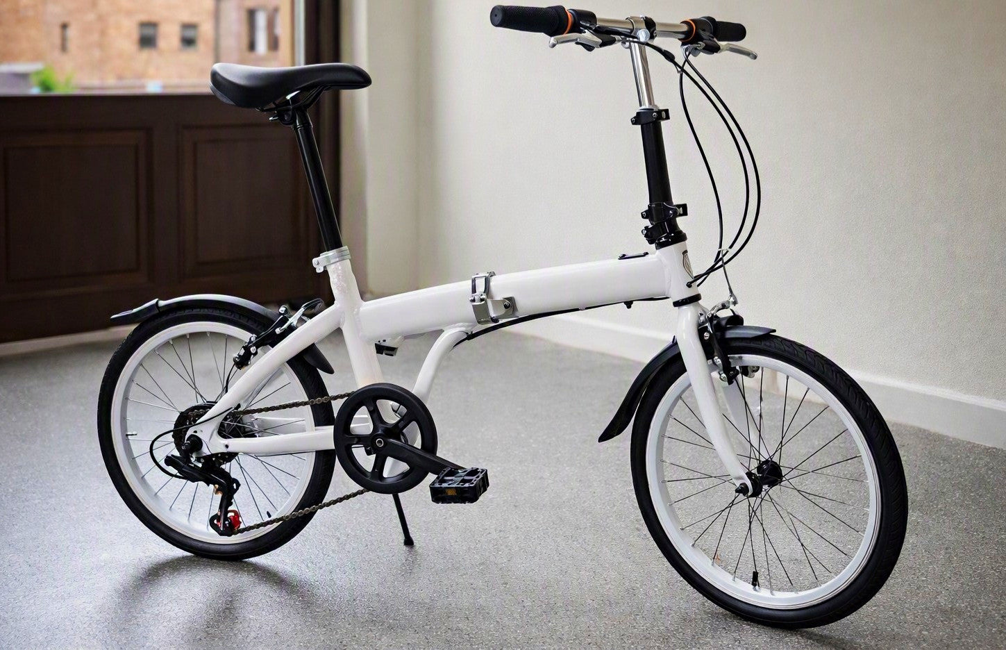Brand New  Folding Bike – White – Never Used –