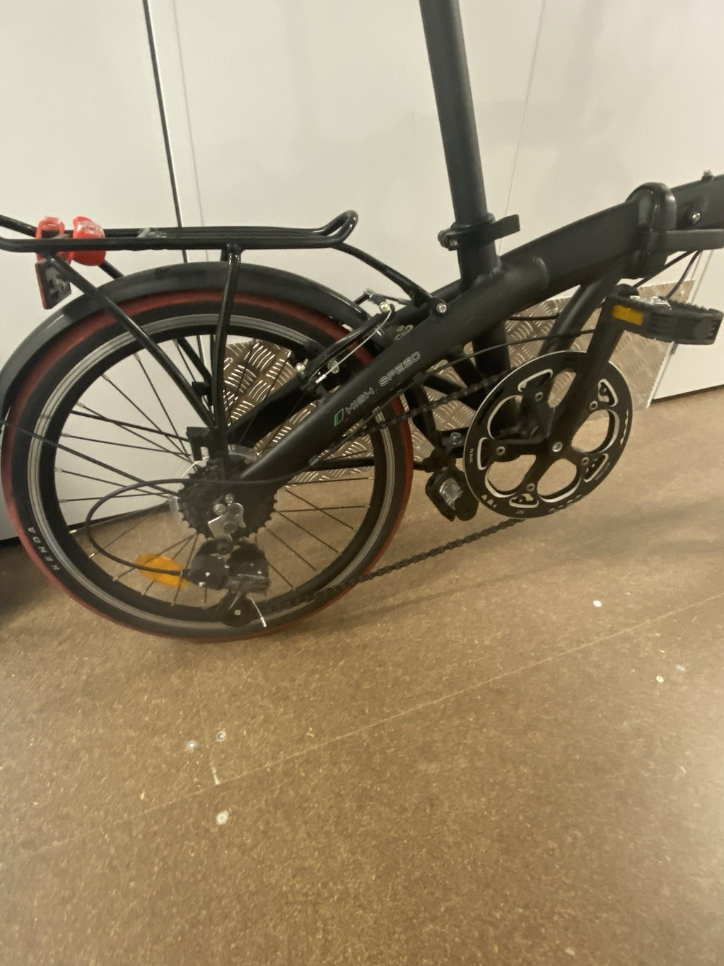Ecosmo 20in Folding Bike Black/Red Rear Rack Mudguards Lights Reflectors