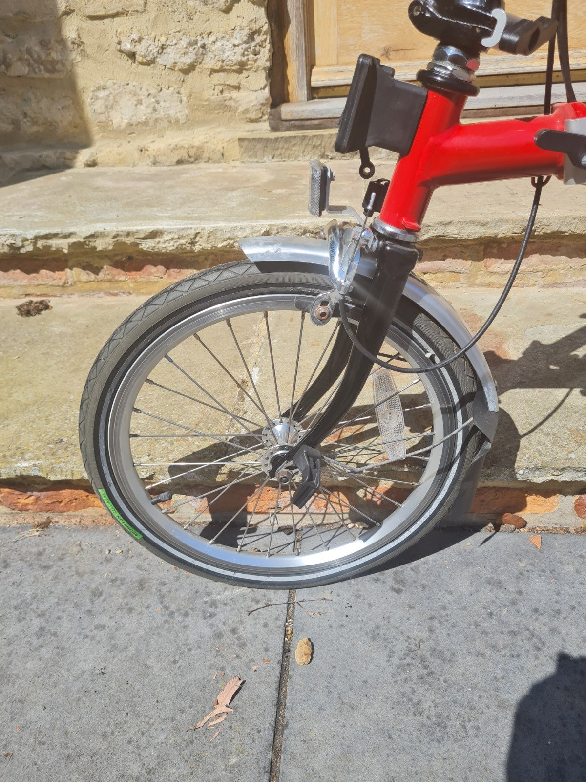 Brompton M3L Folding Bike Red and black