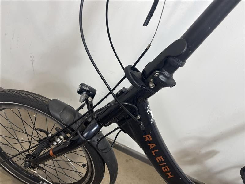 Raleigh Stow-E-Way 20" Folding Bike - For Parts Only