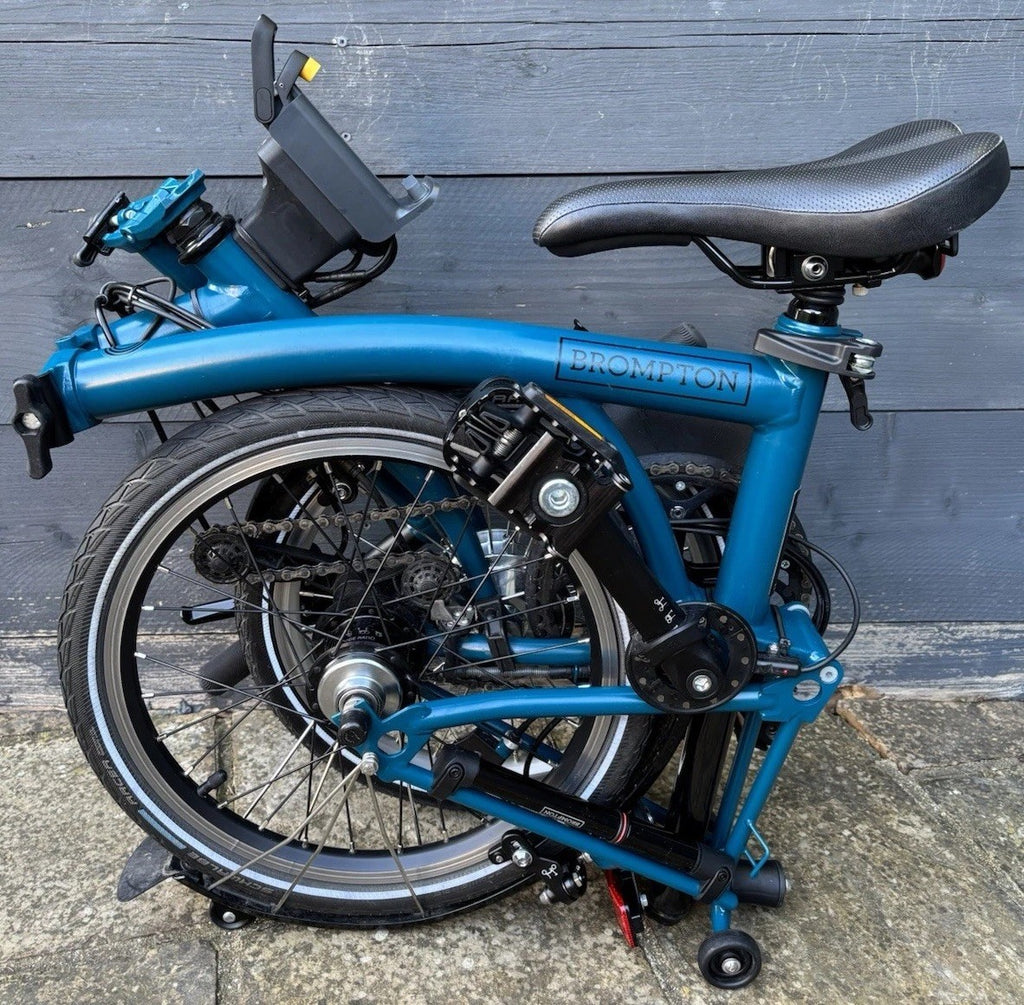 2023 Brompton C Line 6 Speed Urban Folding bicycle in Ocean Blue + Swytch E Kit
