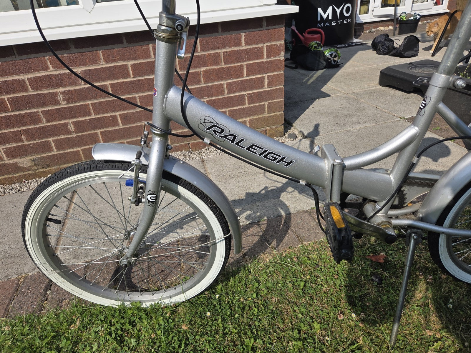 Raleigh Compact Vintage Folding Bike Bicycle Retro Cream White