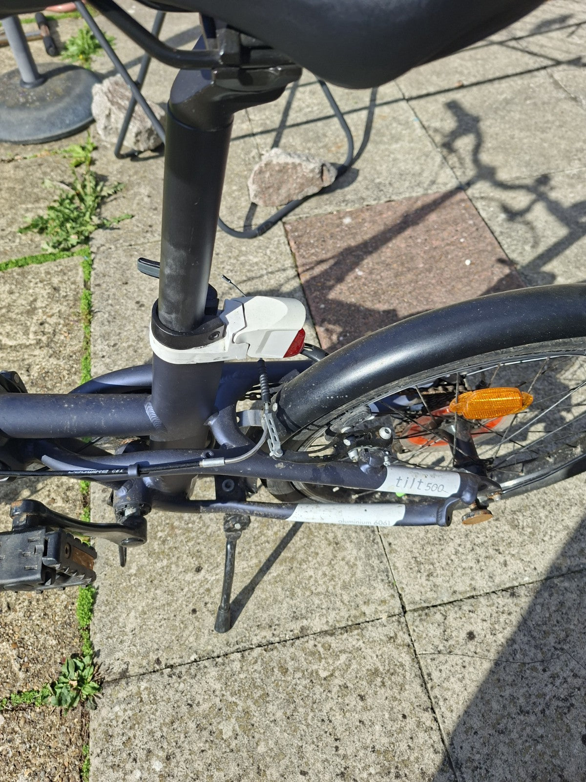 BTWIN Tilt 500 Folding Bike - Very Good Condition - blue - 20 inch wheels