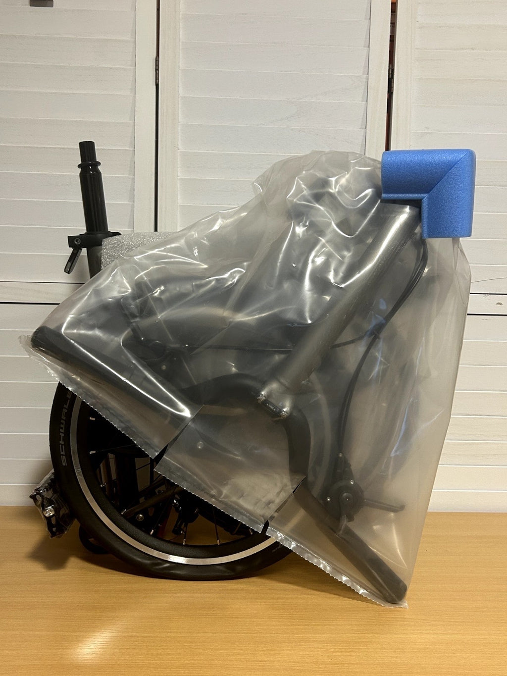 NEW Brompton T-Line Urban 4 Speed – Mid rise handlebar