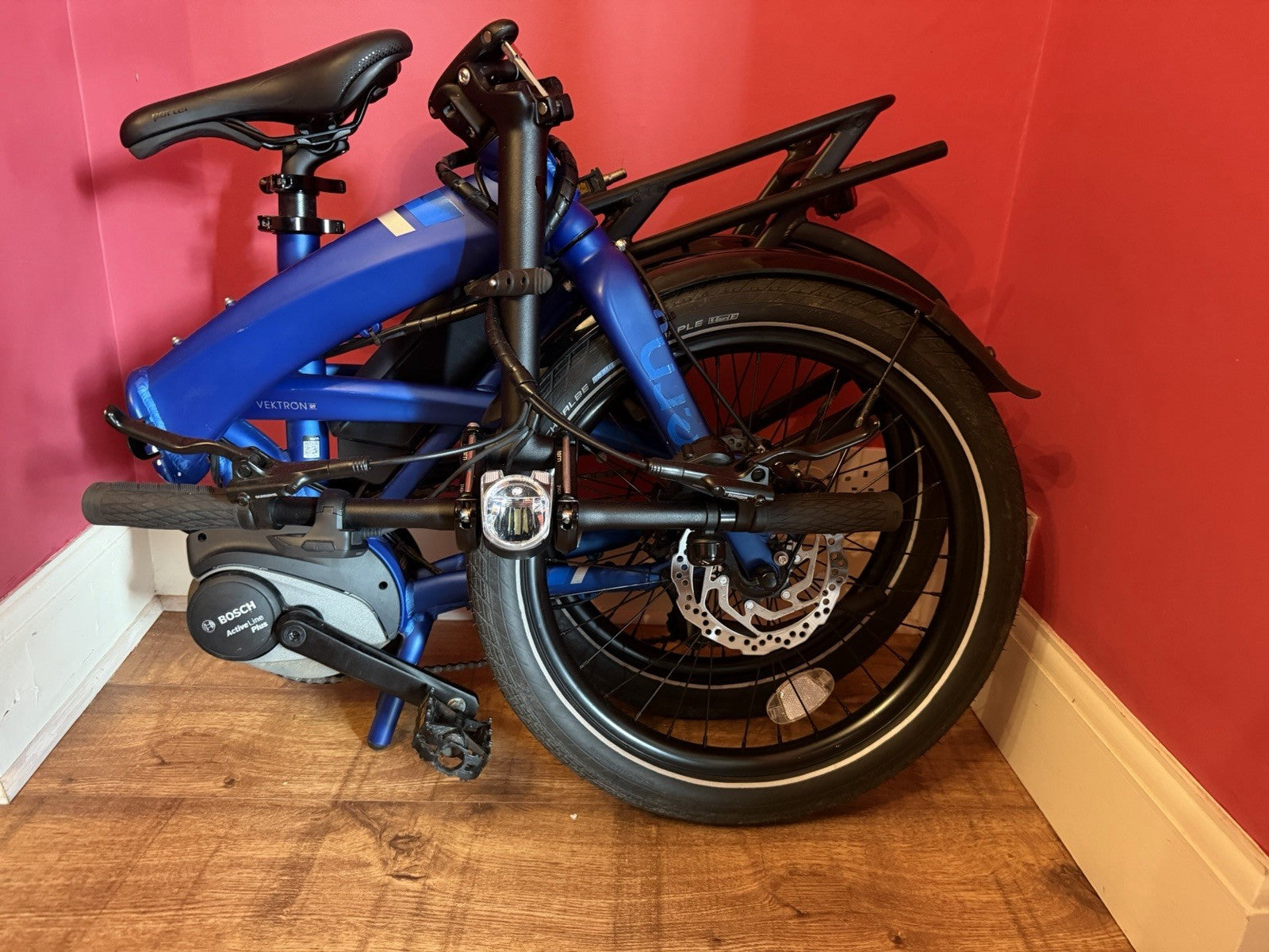 Tern Vektron Q9 Folding Bike (2022) – Bosch Motor – Excellent Condition