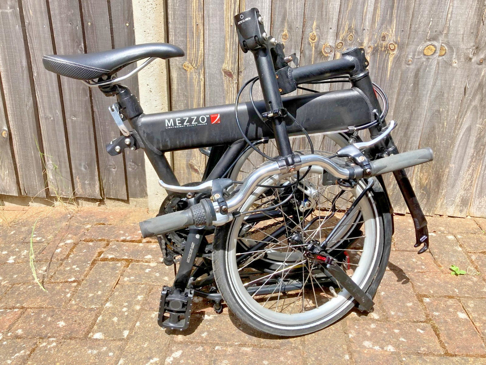 Mezzo i4 four speed black Folding Bike, 16” wheel, serviced, hardly used