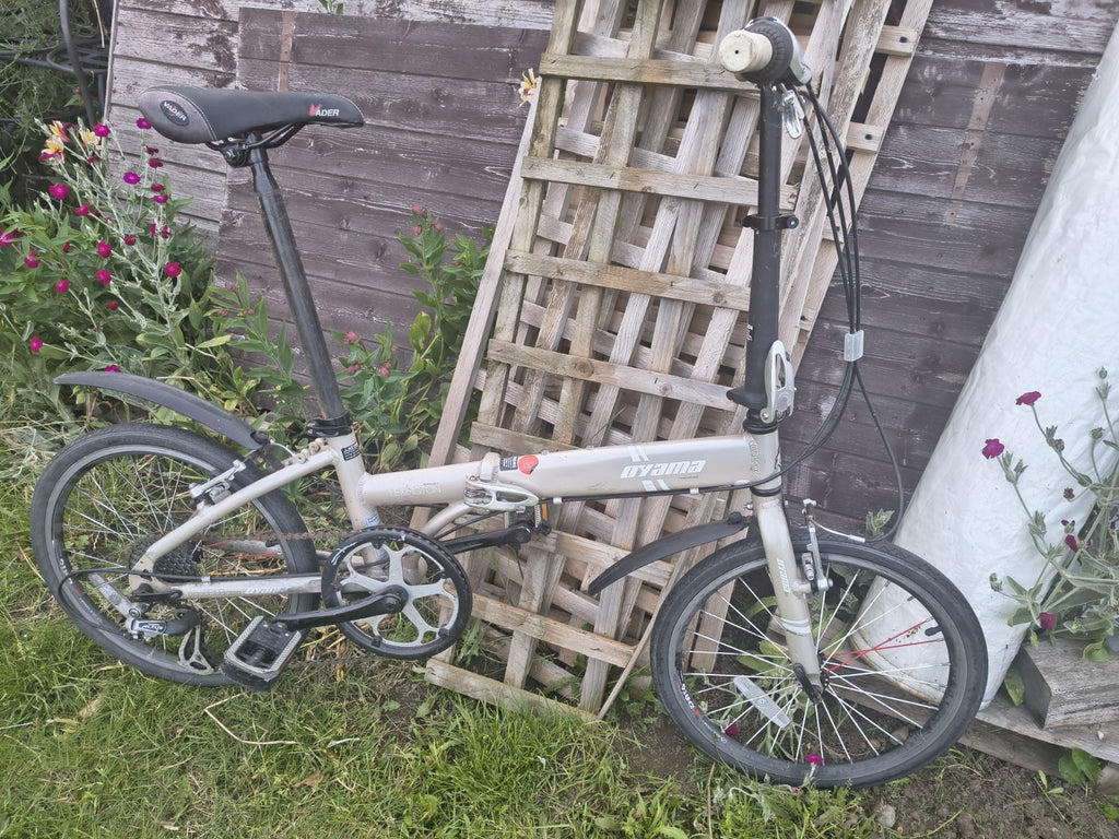 Oyama Lexington Dahon Style Light Aluminium Folding Bike Cycle 8 Speed Alex DA16