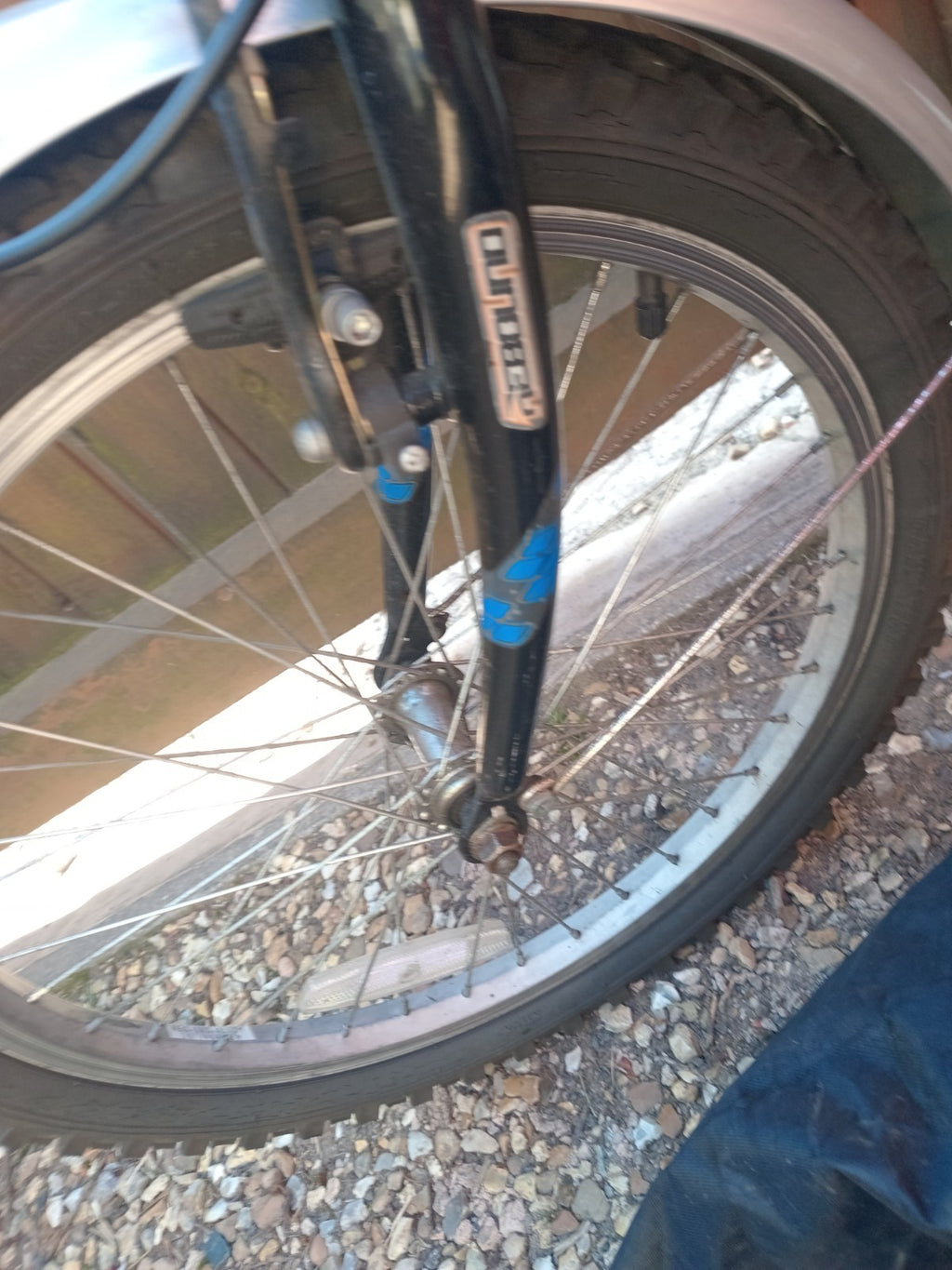 Challenge Gauntlet folding bike, 20"wheels ,with Bag, lock,and rear rack