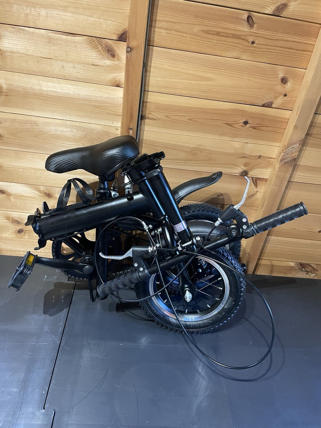 Black 16in Unisex Kids Folding Bike, BMX Bars, Adj Seat, Rim Brakes