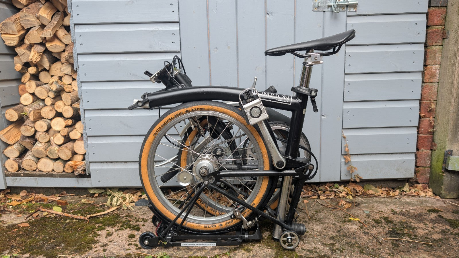Brompton Folding Bike 3-Speed, Black