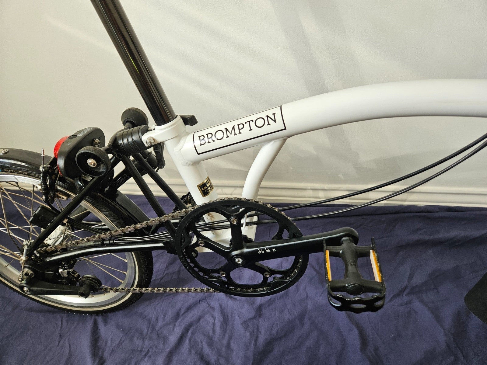 Brompton M6L - 6 Speed - C Line - Mid- White - VGC