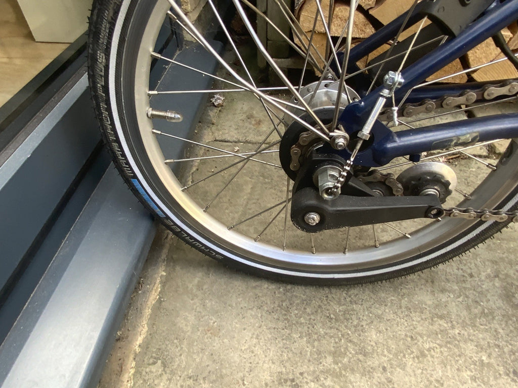 Brompton M3L Folding Bicycle Blue 3-speed - 16' wheel.