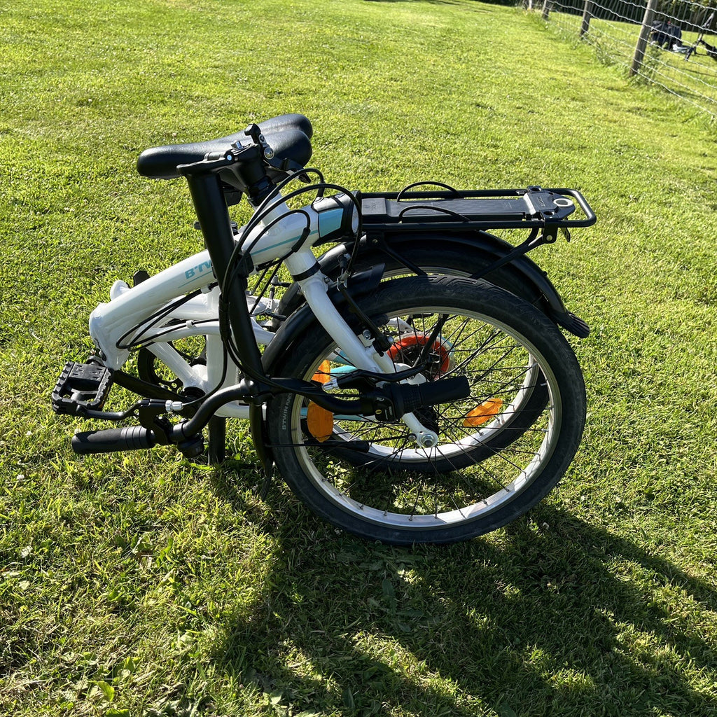 BTwin Tilt 500 lightweight aluminium Folding Bike – White – Great Condition