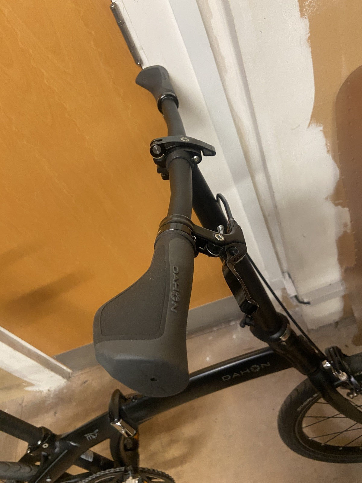 Dahon Mu Uno Black Folding Bike Single Speed Coaster Brake 9kg  VGC
