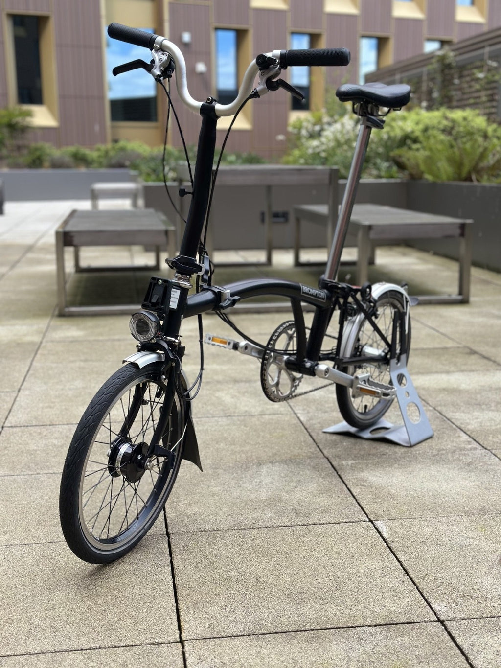Brompton C Line M3L (3 Speed) Dynamo  2022 folding bicycle - Excellent condition