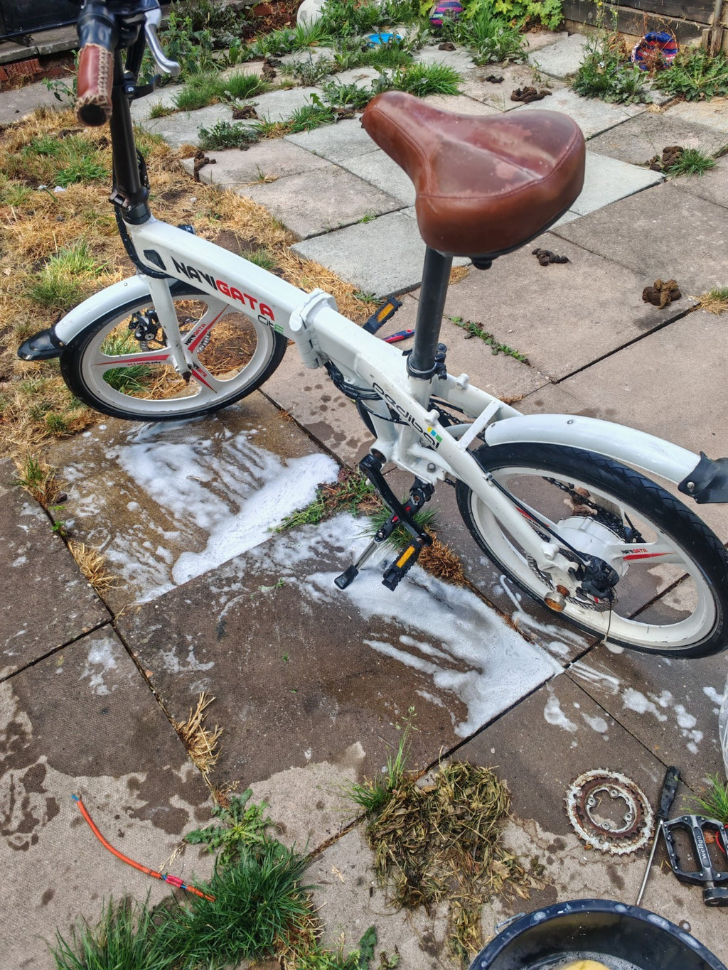 Pedibal Navigata Cie 20 in Folding Bike Disc Brake Rear Rack Lights White