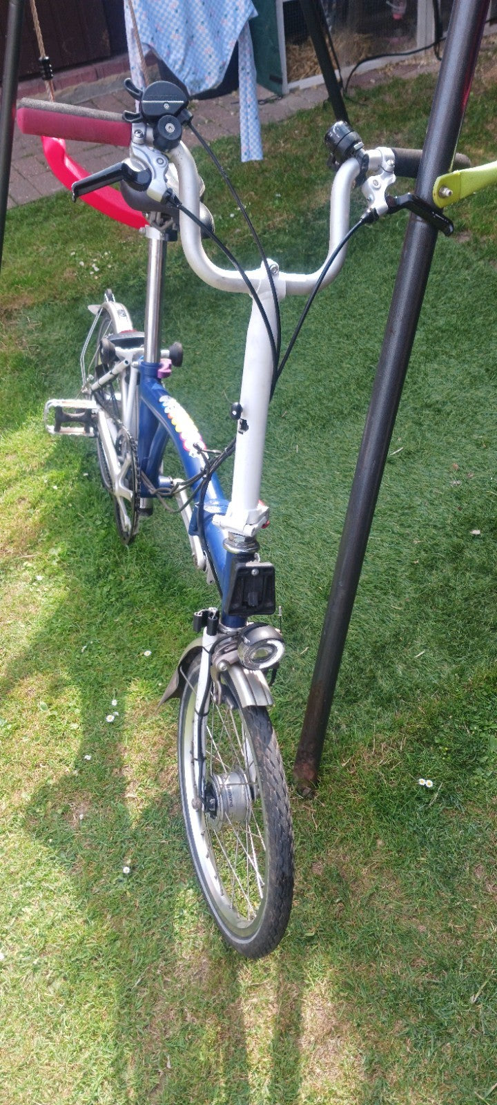 Bromton Blue Folding Bike, 20in Wheels, Flat Bar, Side Pull Caliper Brakes