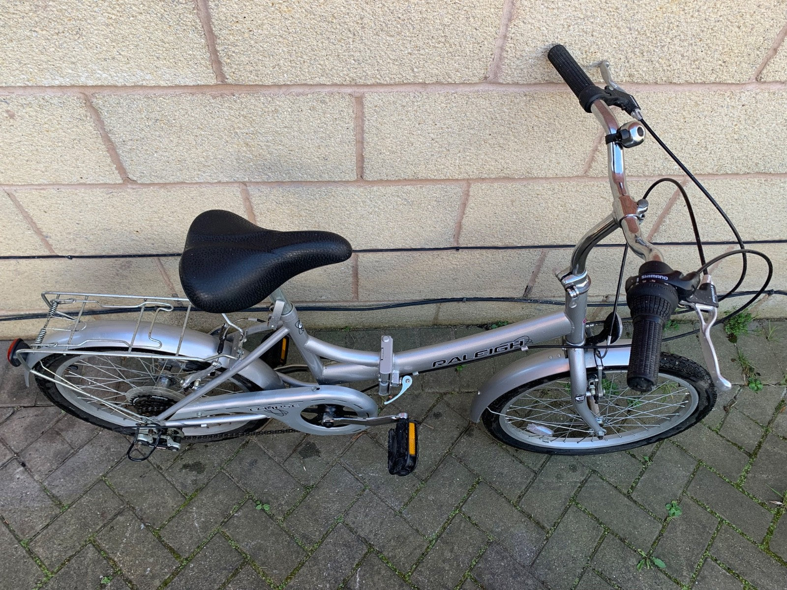 Raleigh Eclipse - 6 Speed Folding Bike - Shimano Gears - City / Commuting Bike