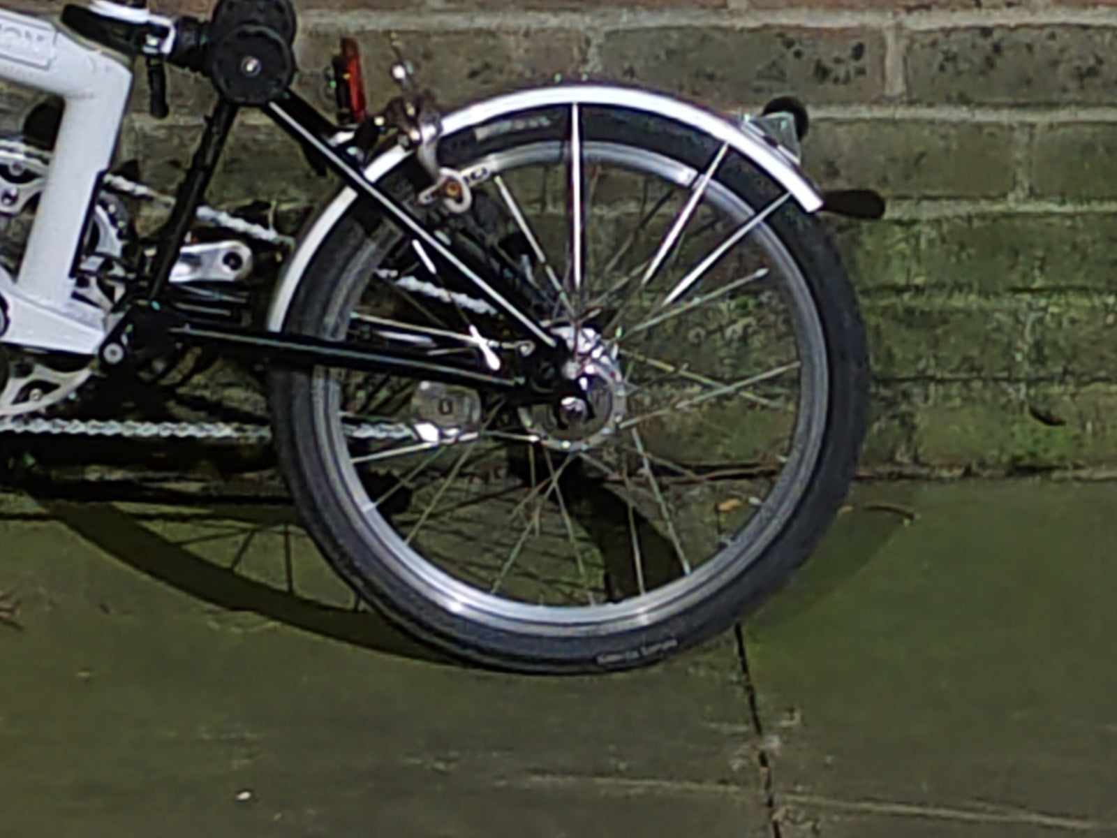 Brompton H3L White 3 Speed Folding Bike High Bar Serviced