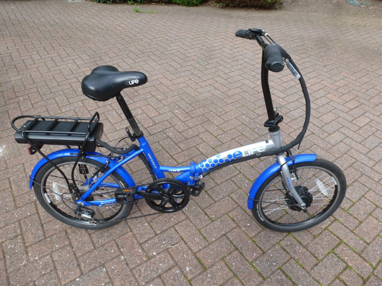 FOLDING BIKE, LIFE ROYALE, VERY GOOD CONDITION, POWER ASISTED