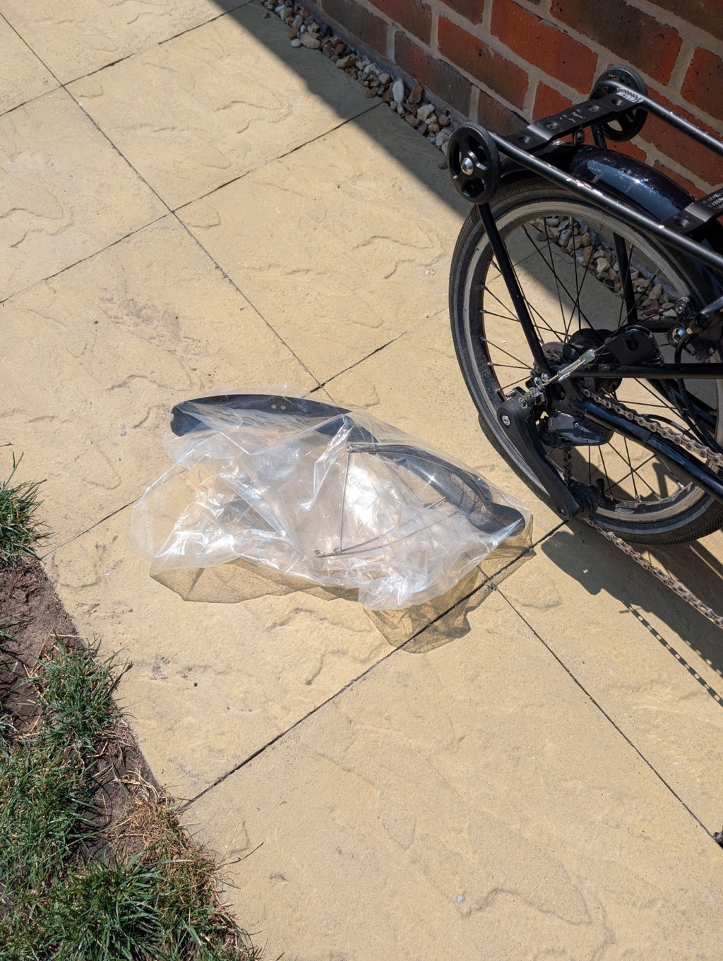 Brompton P Line Explore 12 Speed Folding Bike in Excellent Condition