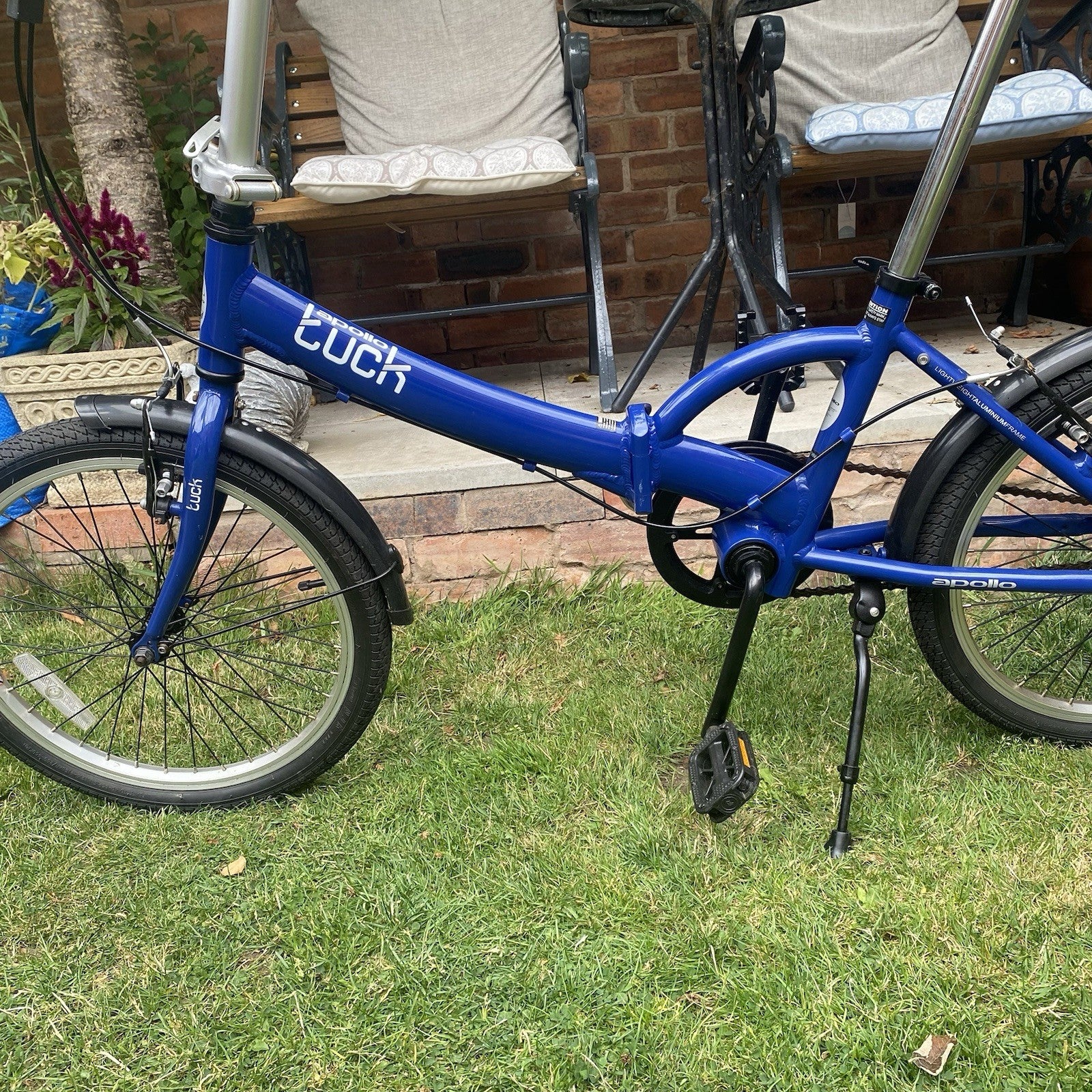 Apollo Tuck 20'' Lightweight Folding Bike Single Speed Blue