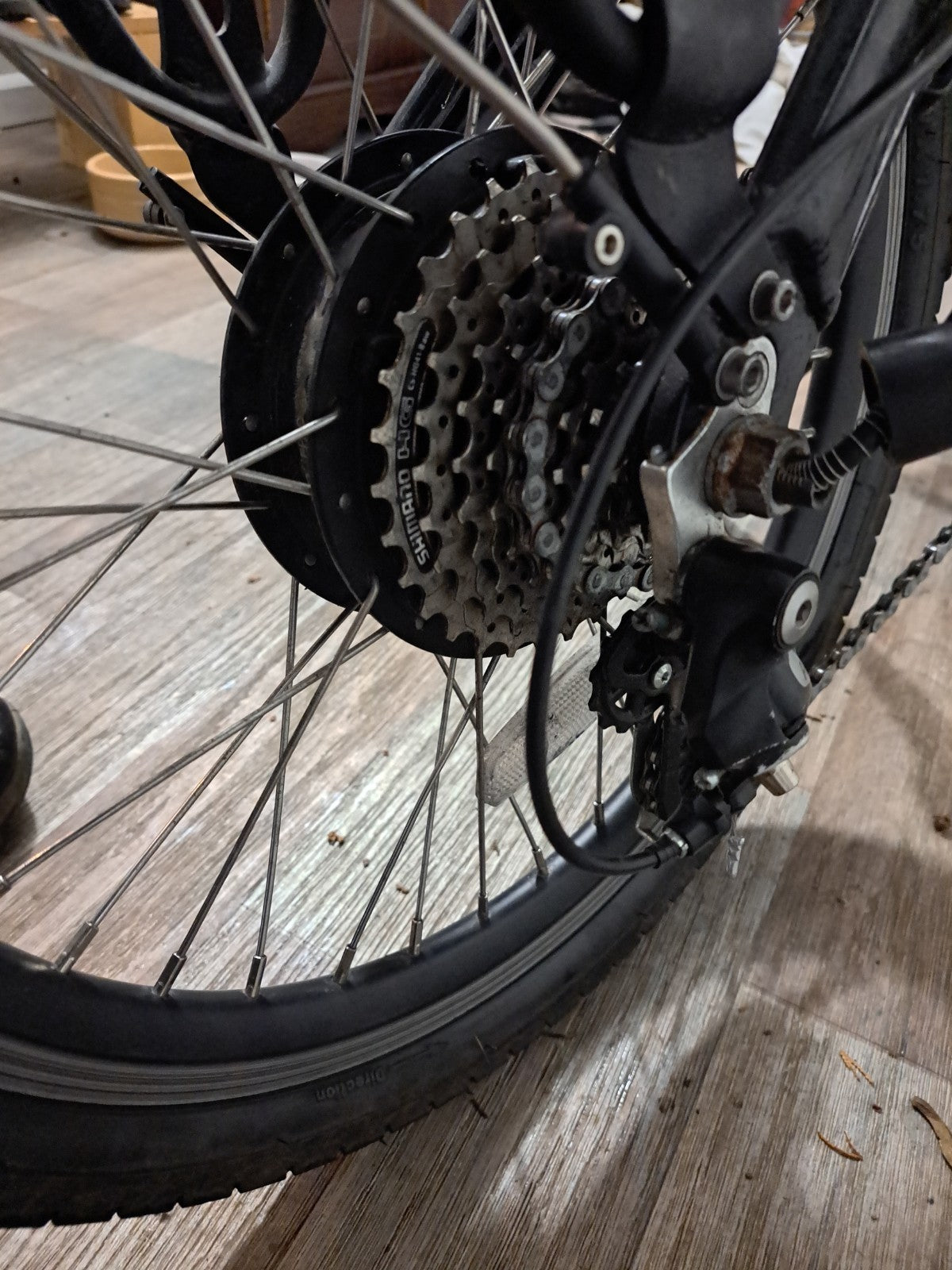 CARRERA CROSSCITY E FOLDING BIKE HARDLY USED IN EXCELLENT CONDITION