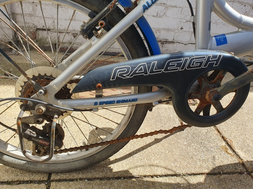 Raleigh Fold Up Bike Kompact Aluminium Frame - 6 Speed Shimano Gears