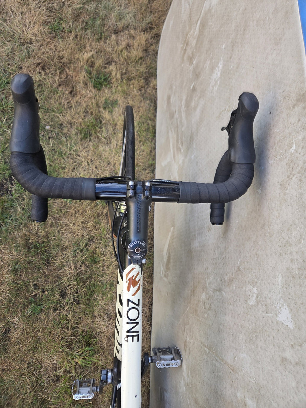 Kona Zone Road Bike 53cm Medium Frame