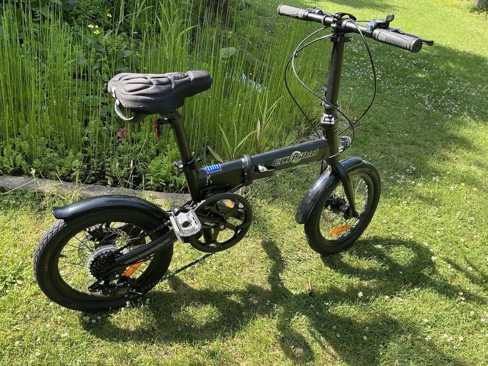 Ecosmo Folding Bicycle Black 16 Wheel with Carry Case Excellent Condition