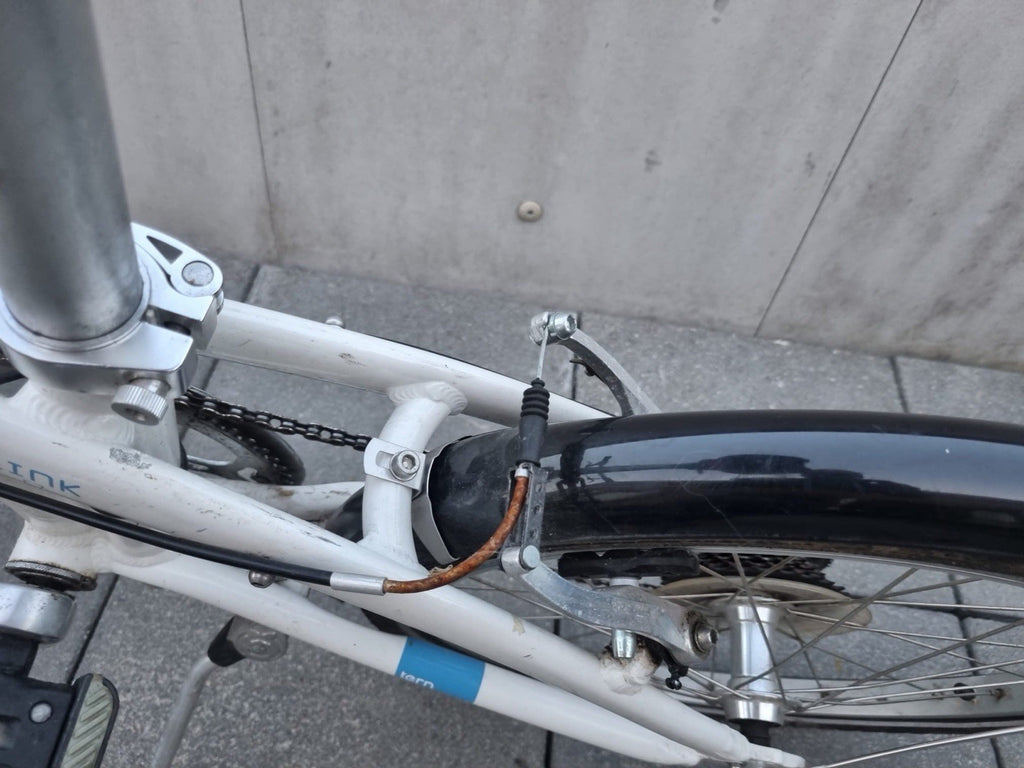 Tern 20in White/Blue Folding Bike Mudguards Kickstand Grip Shifter