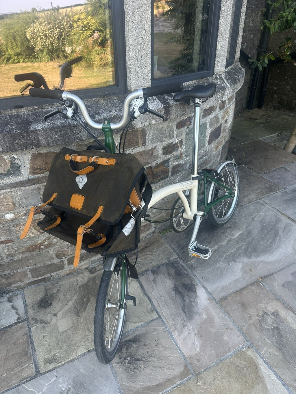 Brompton M6L 6-Speed Custom Racing Green / Ivory – From New, Recently Serviced