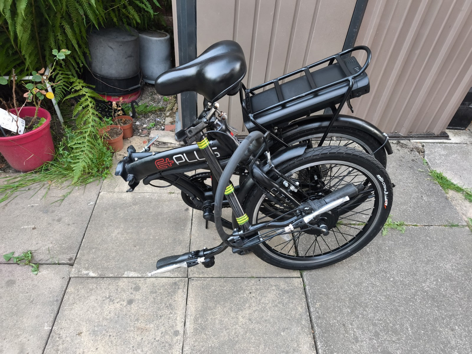 Folding Bike Good Used Condition.