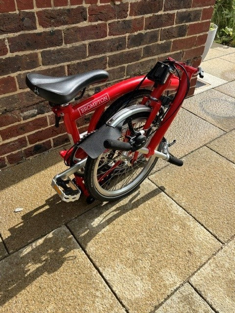 Brompton M3L FOLDING BIKE - RED  (WITH BAG) - EXCELLENT CONDITION