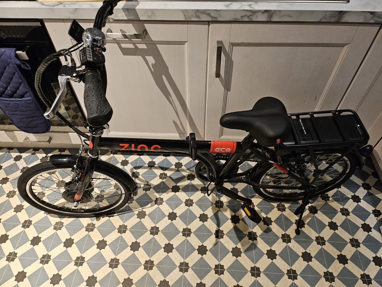 Zinc 20 Inch Wheel Size Eco Unisex 36V Folding  Bike, Black comes with charger