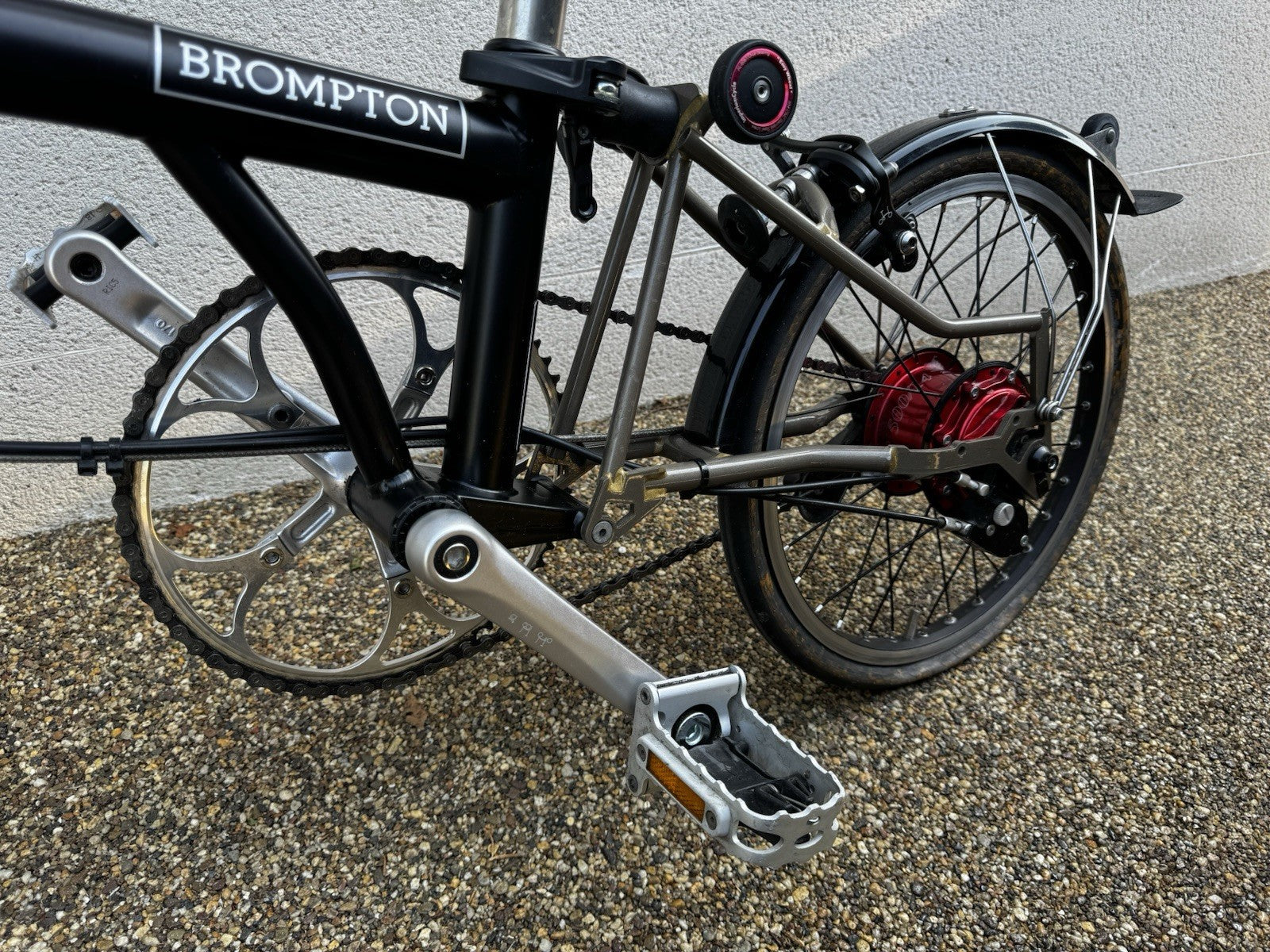 Brompton custom 14 Speed Rohloff Gearing