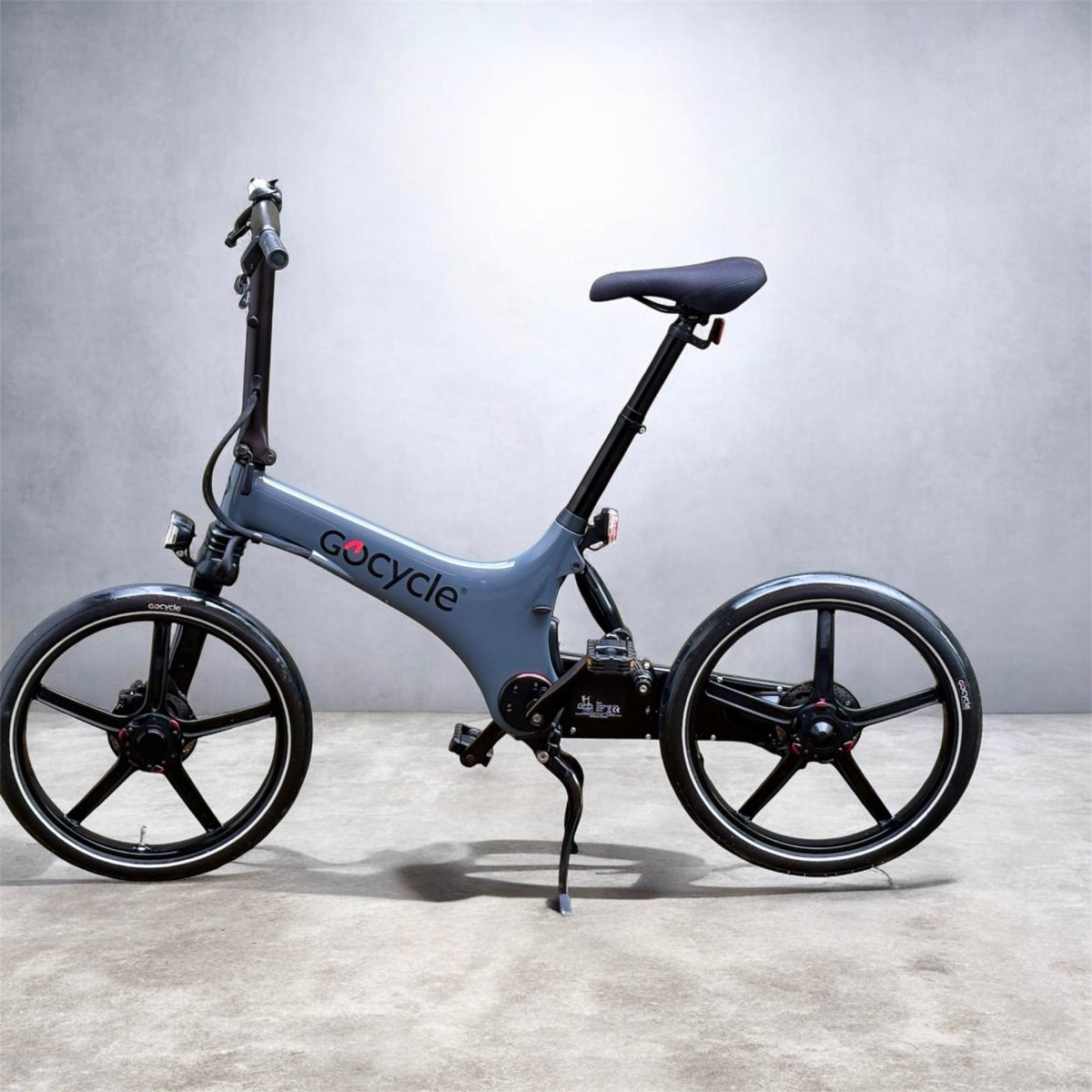 GoCycle GS cycle - new with lighting kit plus charger
