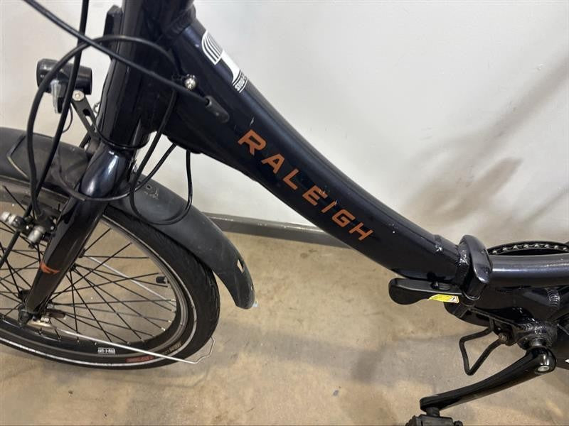 Raleigh Stow-E-Way 20" Folding Bike - For Parts Only